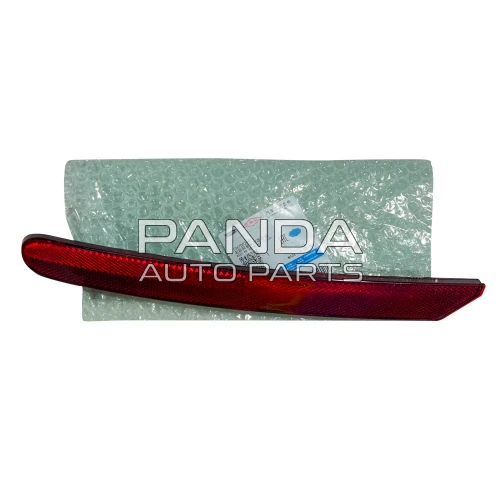 Світловідбивач заднього бампера правий катафот ОРИГІНАЛ 1067002041