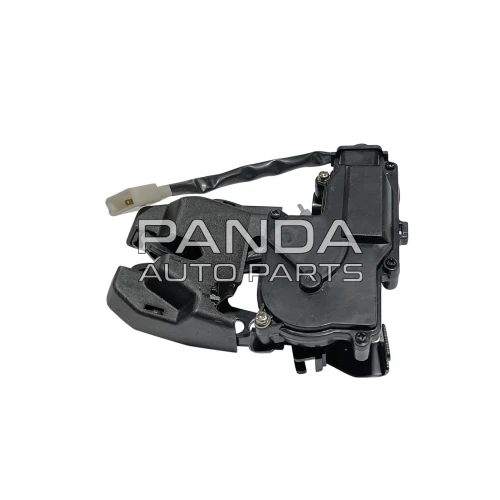 Замок багажника хетчбек M12-6305530