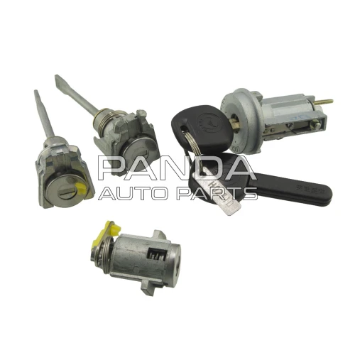 Замки с ключами 1018011447